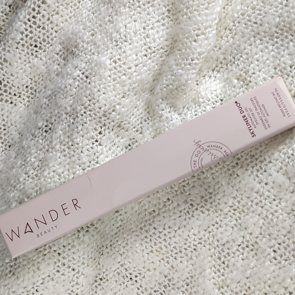 Wander Beauty Skyliner Duo in Jet Black & Tan Line, 2x 0.5g/0.018oz